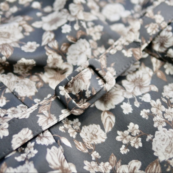 NWT Gal Meets Glam Floral Print Dress - Picture 8 of 9